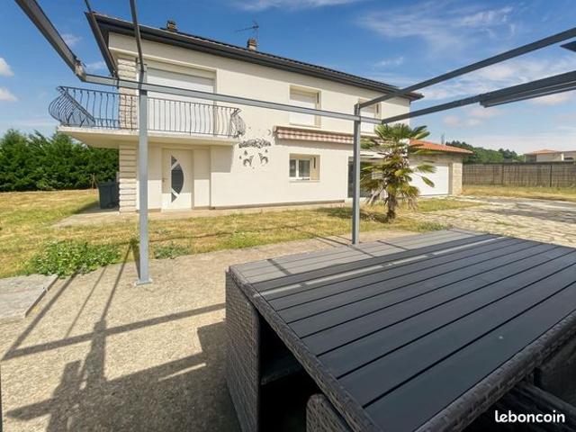Maison vente à Nontron, Nouvelle-Aquitaine