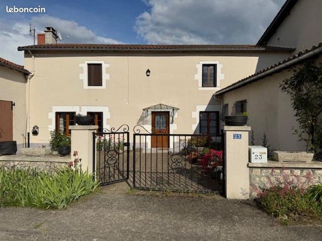 Maison vente à Montmorillon, Saulgé