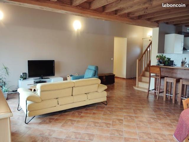 Maison vente à Saintes, La Vallée