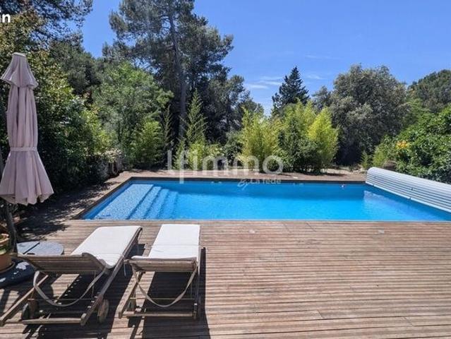 Maison vente à Nîmes, Gard