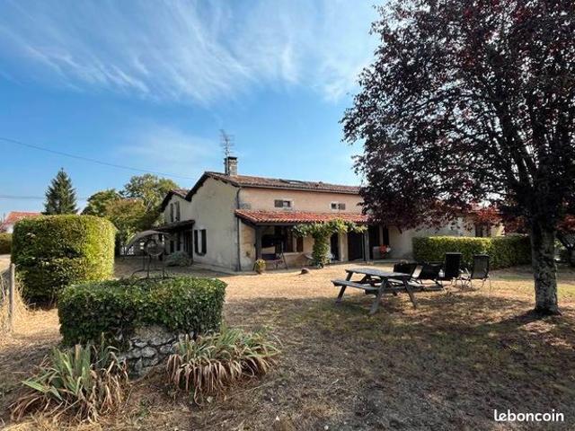 Maison vente à Angoulême, Saint-quentin-de-chalais