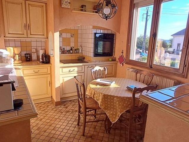 Maison vente à Charleville-Mézières, Vivier-au-court