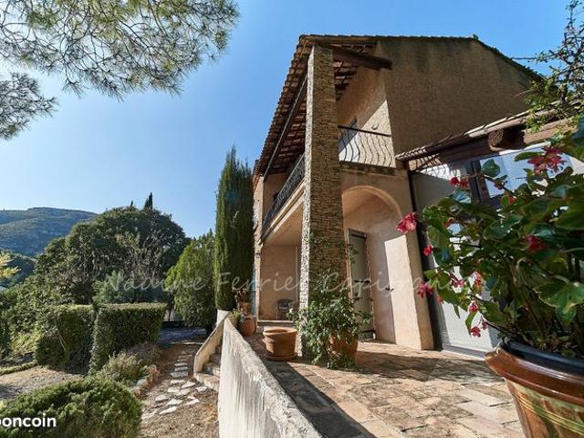 Maison vente à Marseille, Roquevaire