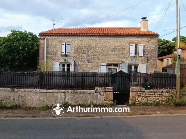 Maison vente à Saint-Jean-d'Angély, La Villedieu