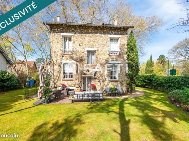 Maison vente à Saint-Germain-en-Laye, Le Vésinet
