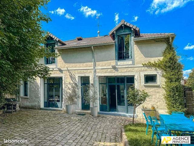 Maison vente à Versailles, Notre-Dame
