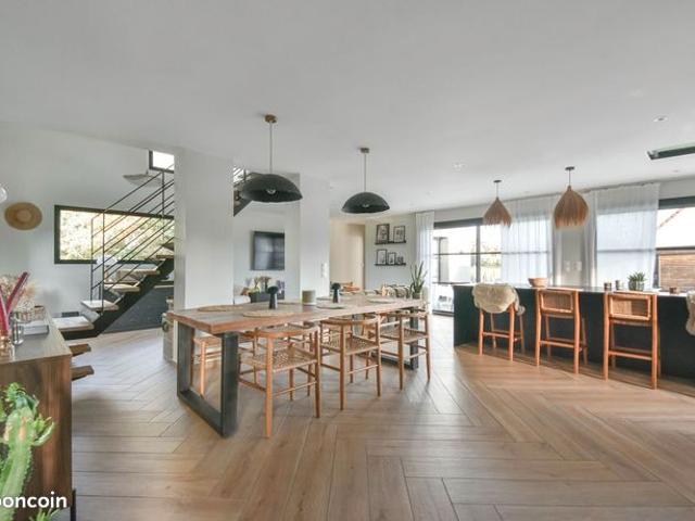 Maison vente à La Calotterie, Pas-de-Calais
