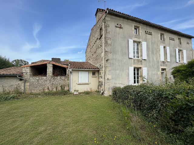 Maison vente à Chantoiseau, La Crèche