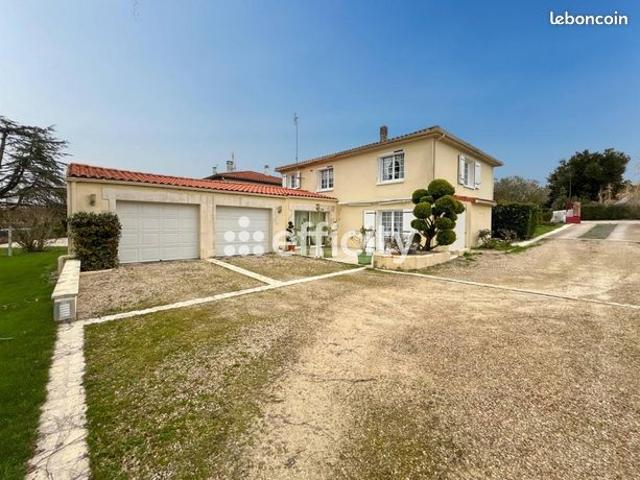 Maison vente à Pons