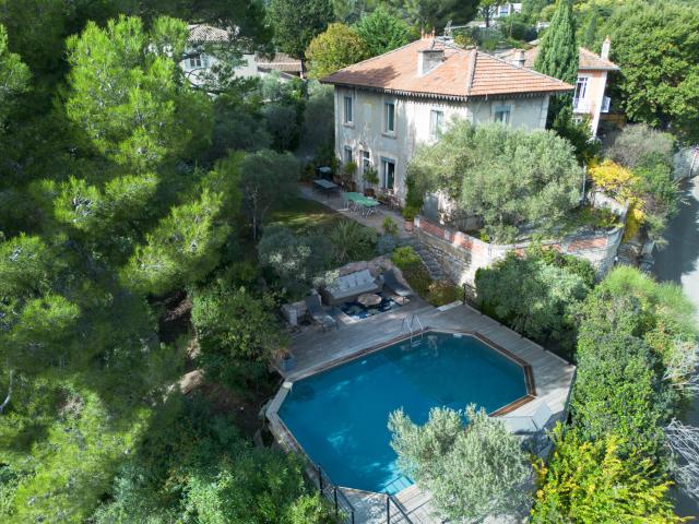 Maison vente à Villeneuve Centre, Villeneuve-lès-Avignon
