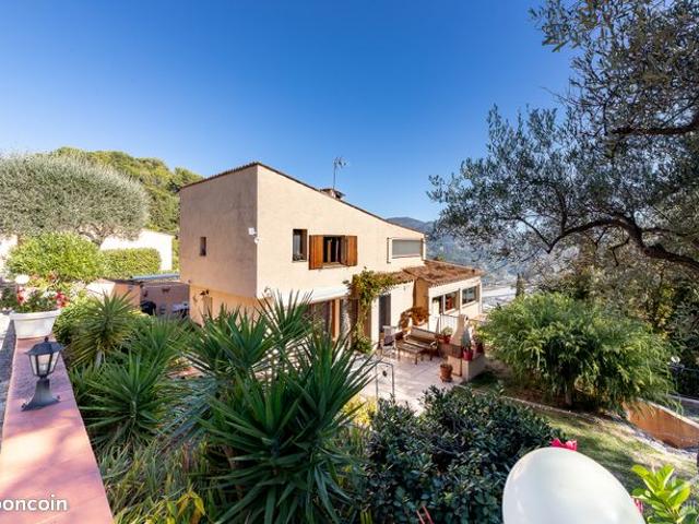 Maison vente à Grasse, Carros
