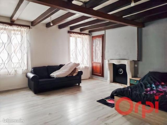 Maison vente à Montluçon, Ainay-le-château