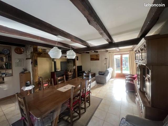 Maison vente à Ussel, Saint-merd-de-lapleau