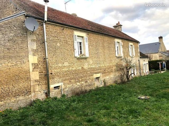 Maison vente à Caen, Sassy