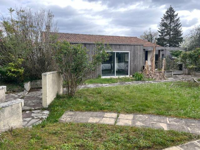 Maison vente à Périgueux, Ménesplet