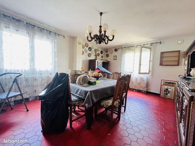 Maison vente à Commentry, Allier