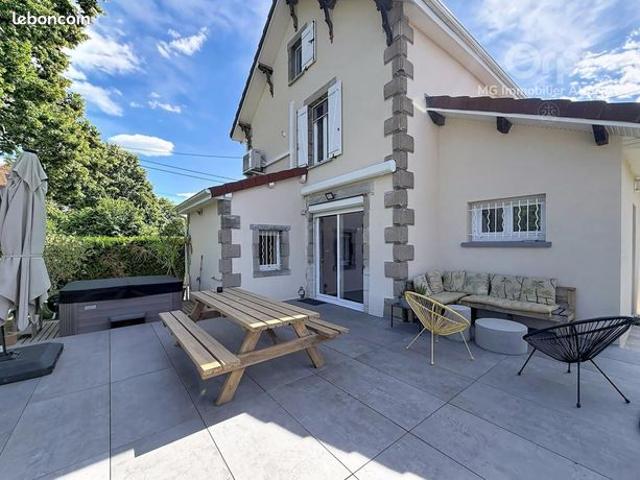 Maison vente à Riom, Saint-andré-le-coq