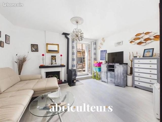 Maison vente à Aix-en-Provence, La Roque-d'anthéron