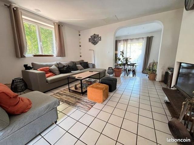 Maison vente à Bourges, Plaimpied-givaudins