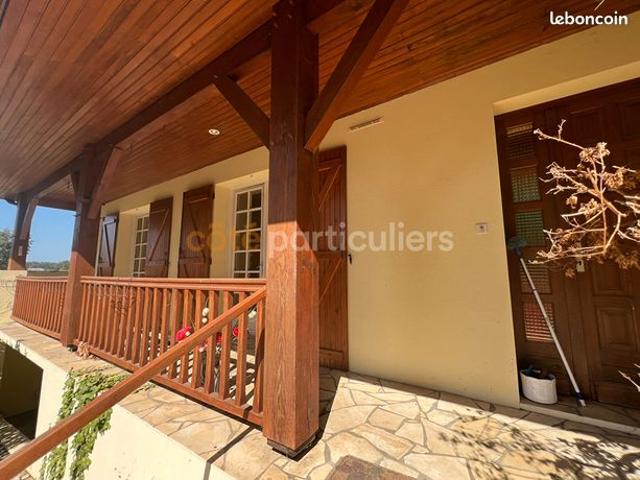 Maison vente à Confolens, Mazerolles