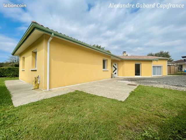 Maison vente à Cère