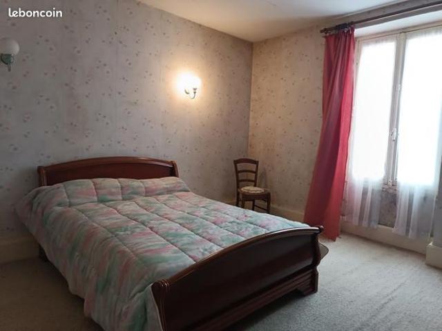 Maison vente à Montluçon, Ainay-le-château