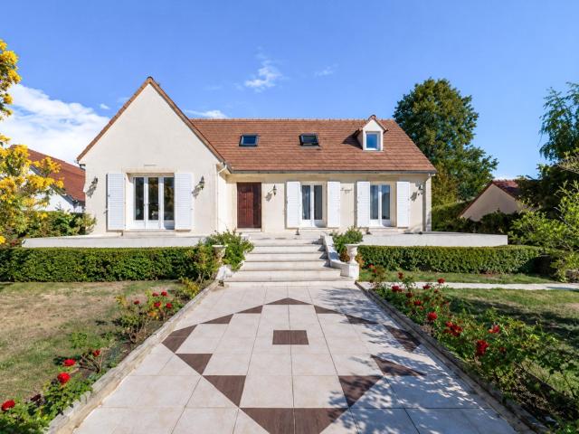 Maison vente à Yzeuville, Le Mans