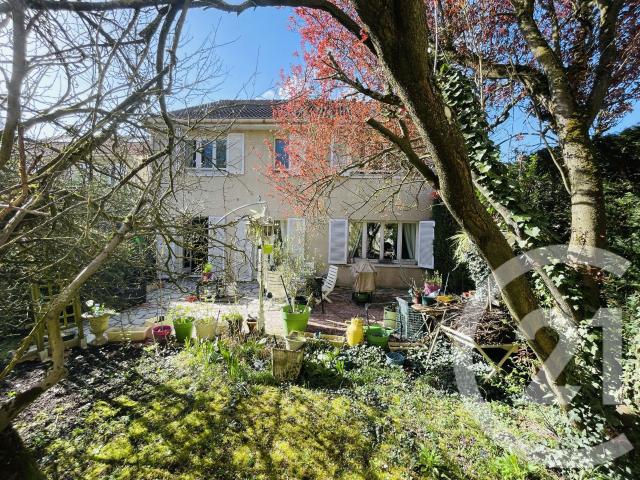 Maison vente à ZAE des fréres lumiere, Le Plessis-Bouchard