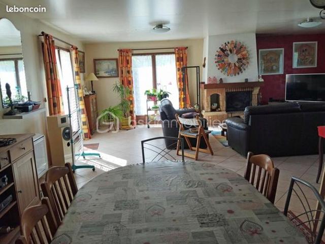 Maison vente à Montargis, Courtenay