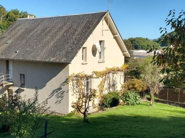 Maison vente à Mauriac, Ydes
