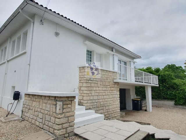 Maison vente à Angoulême, Aignes-et-puypéroux