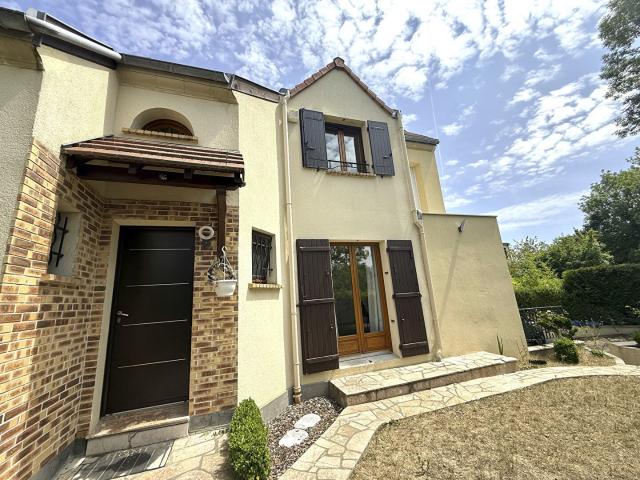 Maison vente à Versailles, Saint-cyr-l'ecole