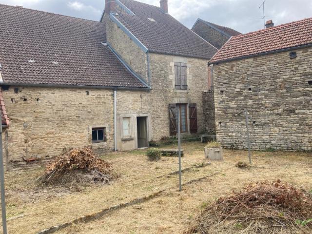 Maison vente à Montbard, Montigny-sur-aube