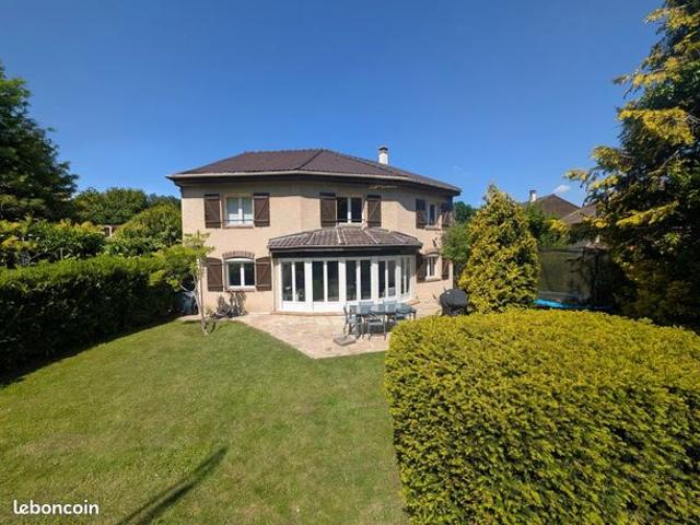 Maison vente à Versailles, Les Clayes-sous-bois