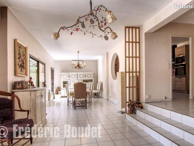 Maison vente à Périgueux, Nouvelle-Aquitaine