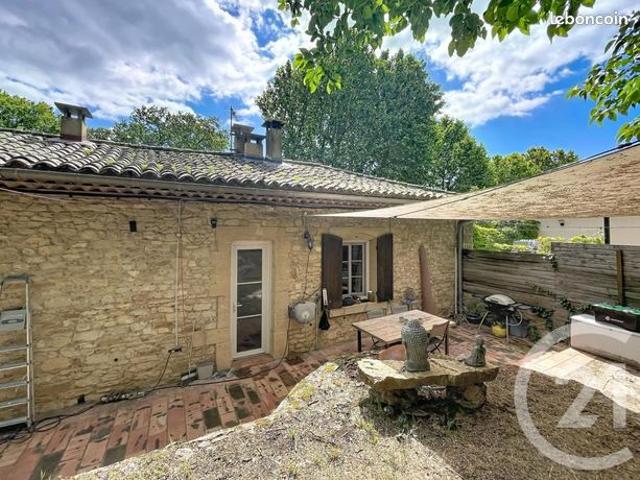 Maison vente à Nîmes, Vénéjan