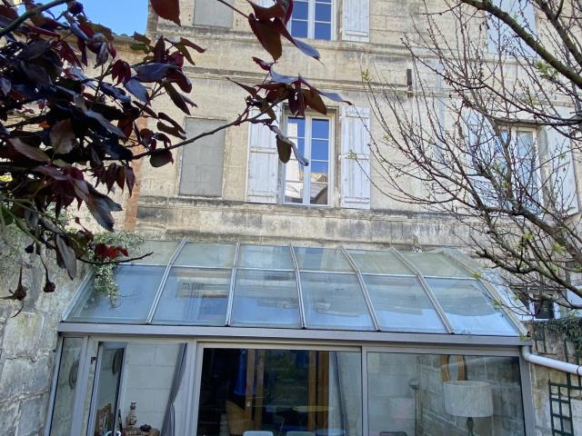 Maison vente à Angoulême, Aignes-et-puypéroux
