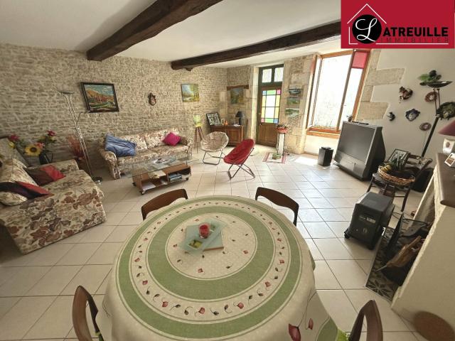 Maison vente à Saintes, Gémozac