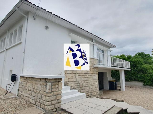 Maison vente à Angoulême, Aignes-et-puypéroux