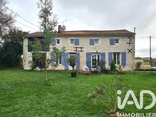 Maison vente à Saint-Jean-d'Angély, Nantillé