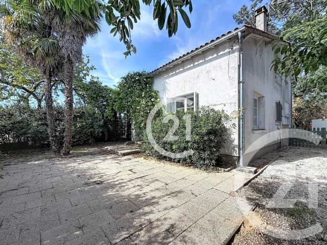 Maison location à Le Chiron, Louzac-Saint-André