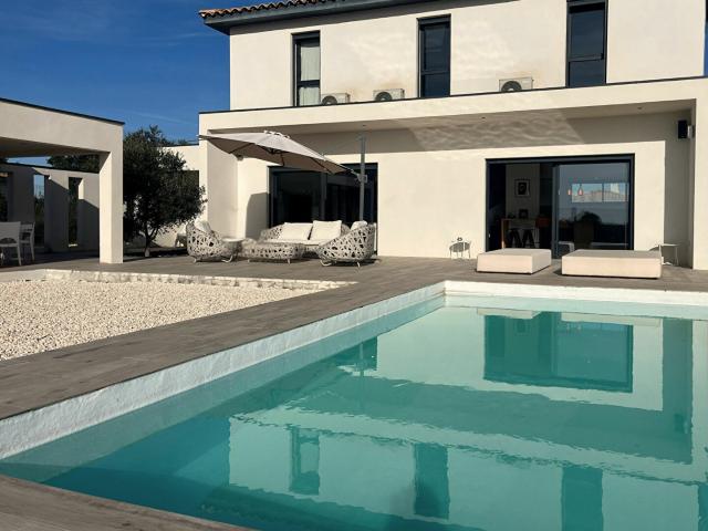 Maison vente à Nîmes, Mas de Lauze