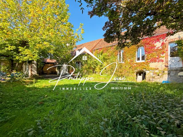 Maison vente à Sens, Voisines
