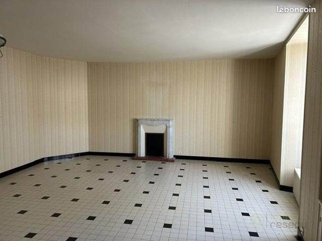 Maison vente à Fontenay-le-Comte, La Châtaigneraie