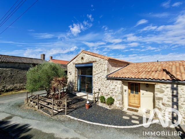 Maison vente à La Roche-sur-Yon, Le Poiré-sur-vie