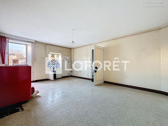 Maison vente à Fontenay-le-Comte, La Châtaigneraie