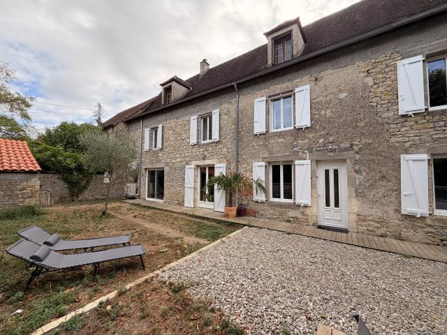 Maison vente à Figeac, Occitanie