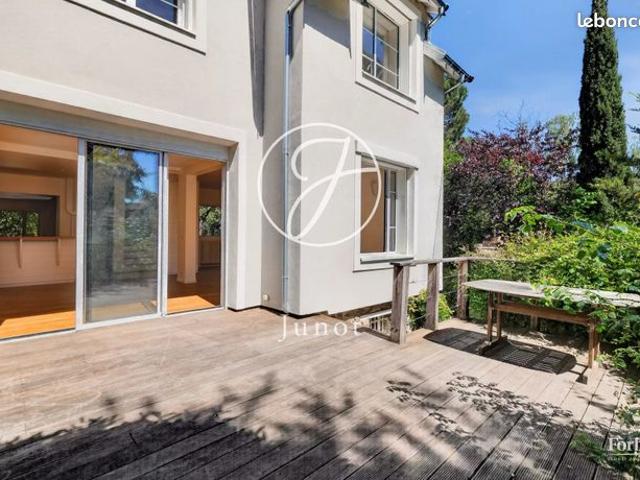 Maison vente à Nanterre, Garches