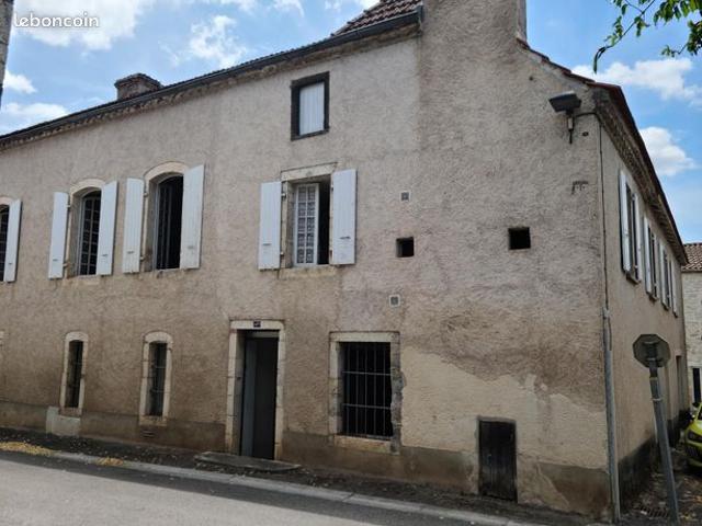 Maison vente à Cahors, Mercuès