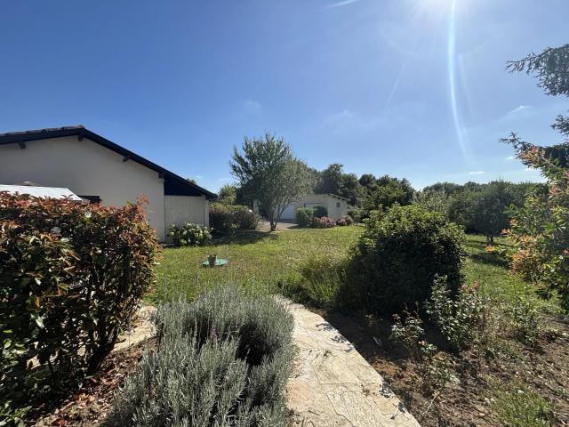 Maison vente à Pau, Lembeye